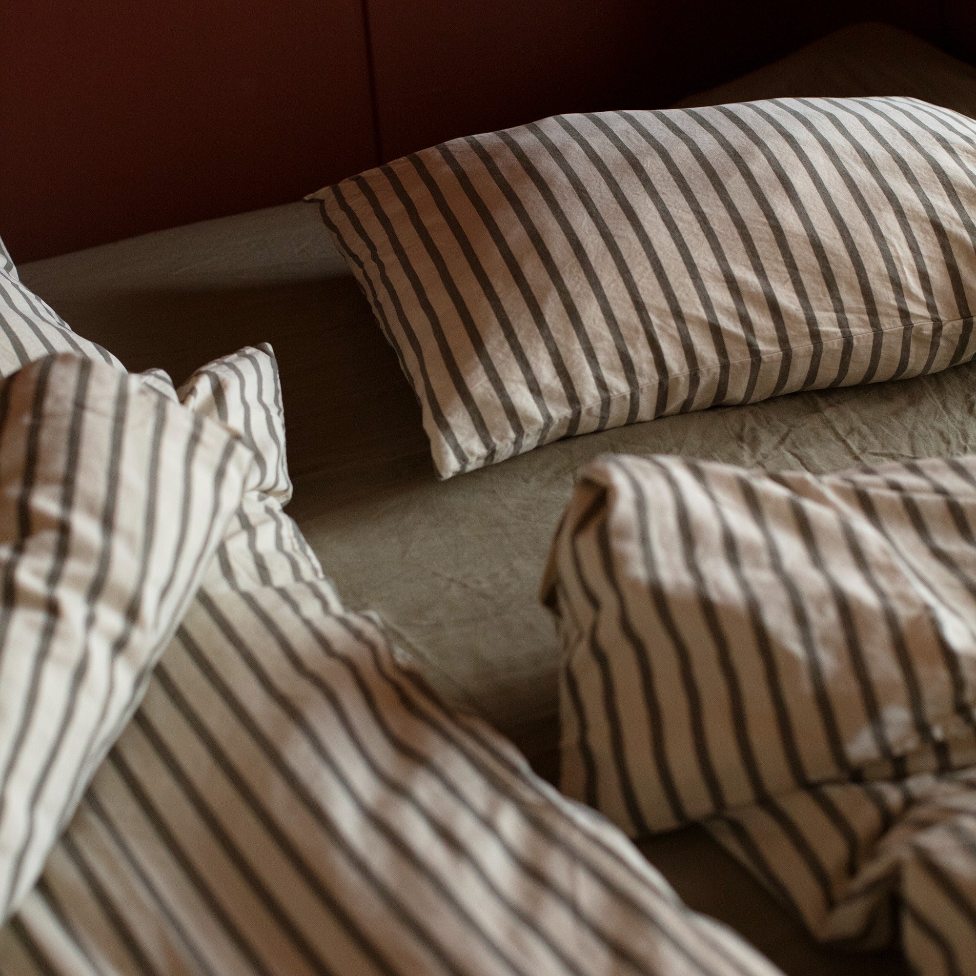 Perlemor/Mose Sengesett i matt sateng