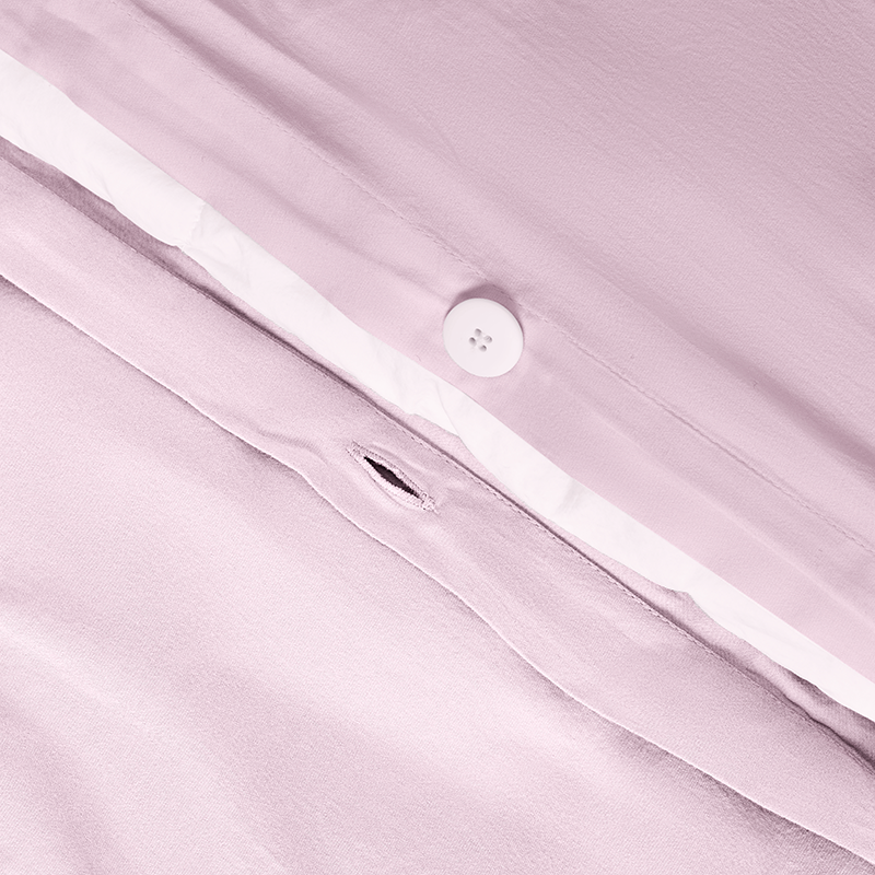 Sengesett i matt sateng Støvlilla